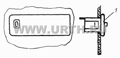 Установка плафона освещения вещевого ящика Установка плафона освещения вещевого ящика