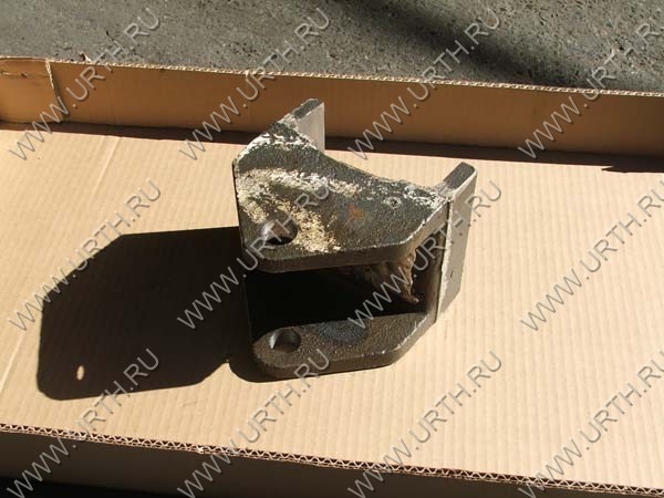 kamaz/opora_kartera_srednego_mosta_opora_ressori_kronshtejn_ver