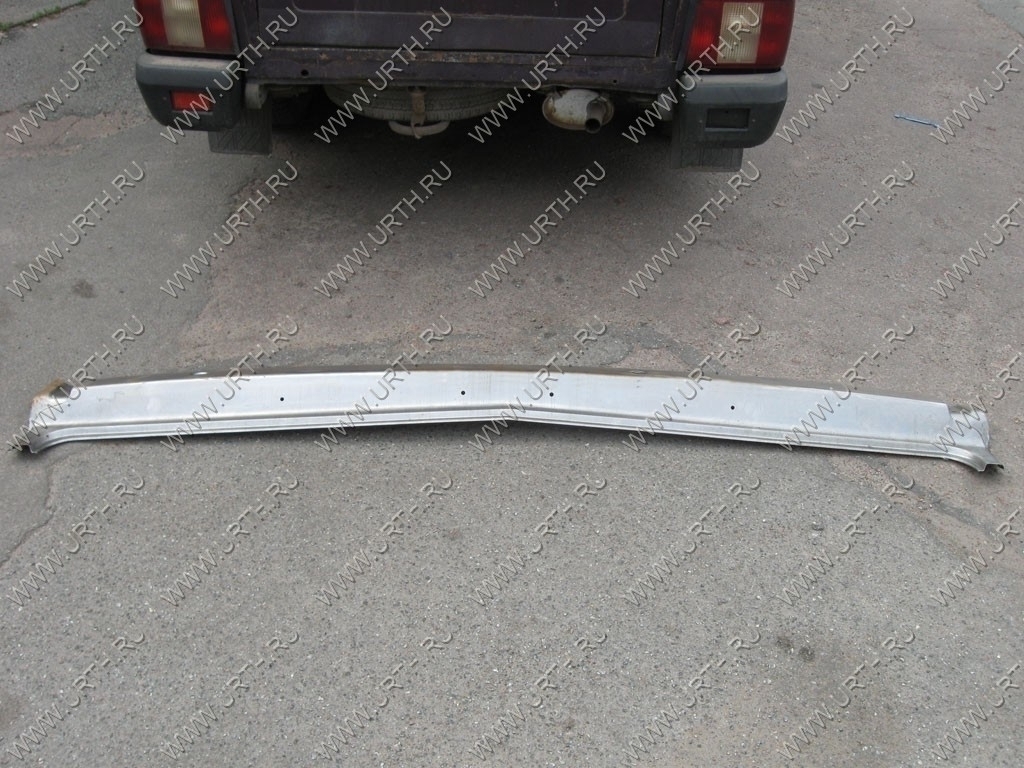 kamaz/ramka_nizhnjaja_proema_lobovogo_stekla